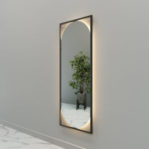 Зеркало в черной раме с теплой подсветкой, KVADEN M LED, 139 х 54 см