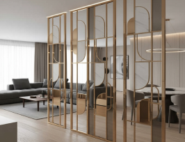 С латунным профилем